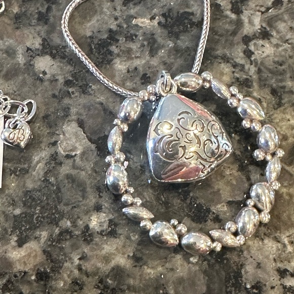 Brighton Necklace - Picture 5 of 6